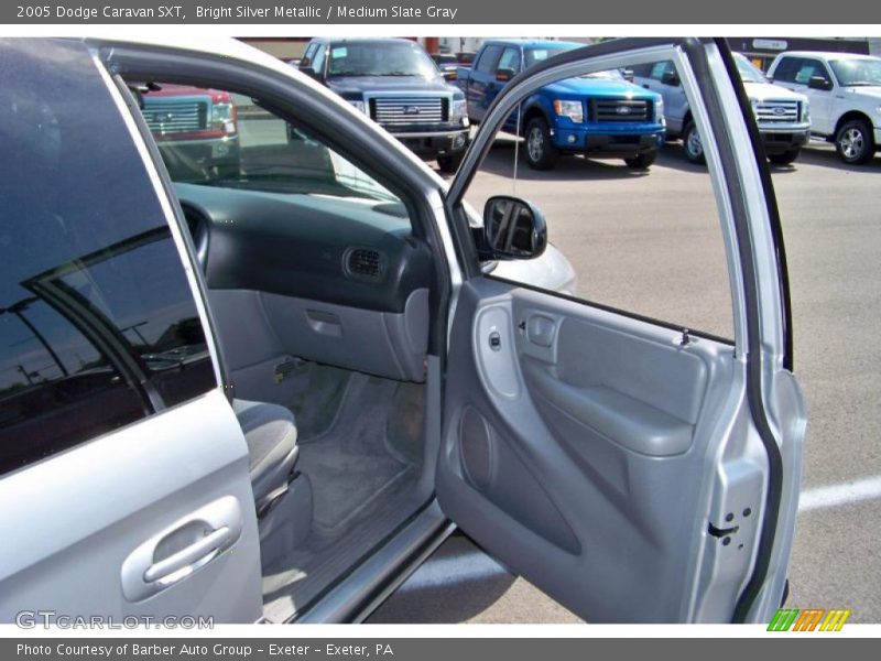 Bright Silver Metallic / Medium Slate Gray 2005 Dodge Caravan SXT