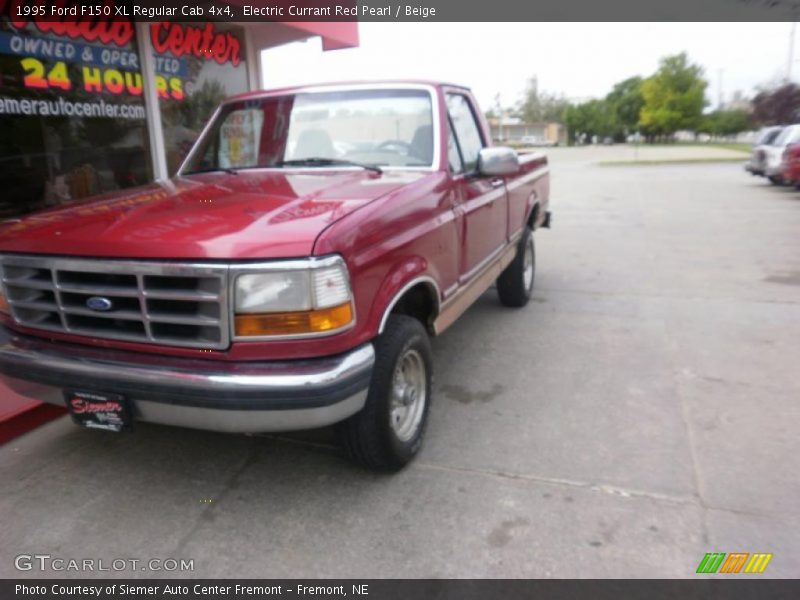 Electric Currant Red Pearl / Beige 1995 Ford F150 XL Regular Cab 4x4