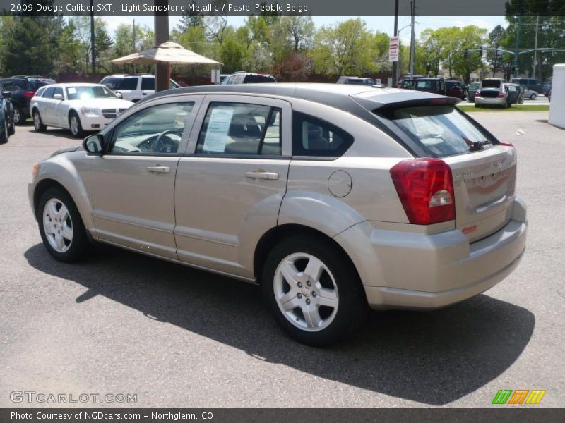 Light Sandstone Metallic / Pastel Pebble Beige 2009 Dodge Caliber SXT