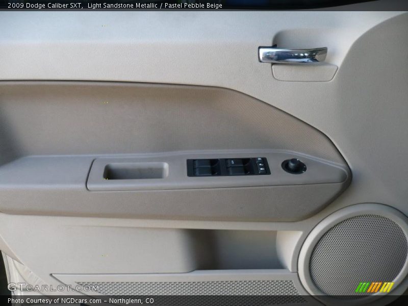 Light Sandstone Metallic / Pastel Pebble Beige 2009 Dodge Caliber SXT