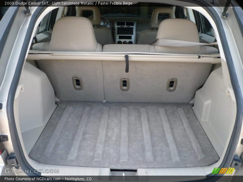 Light Sandstone Metallic / Pastel Pebble Beige 2009 Dodge Caliber SXT