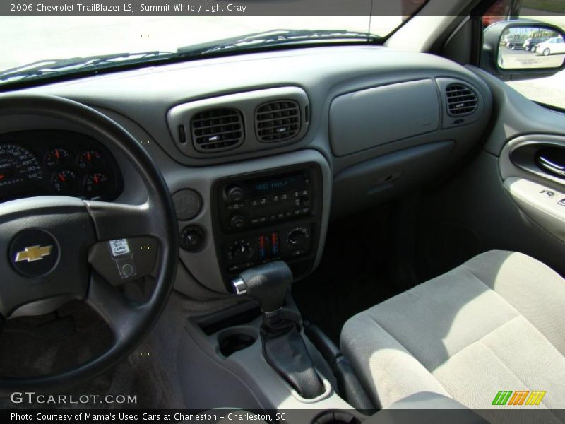 Summit White / Light Gray 2006 Chevrolet TrailBlazer LS