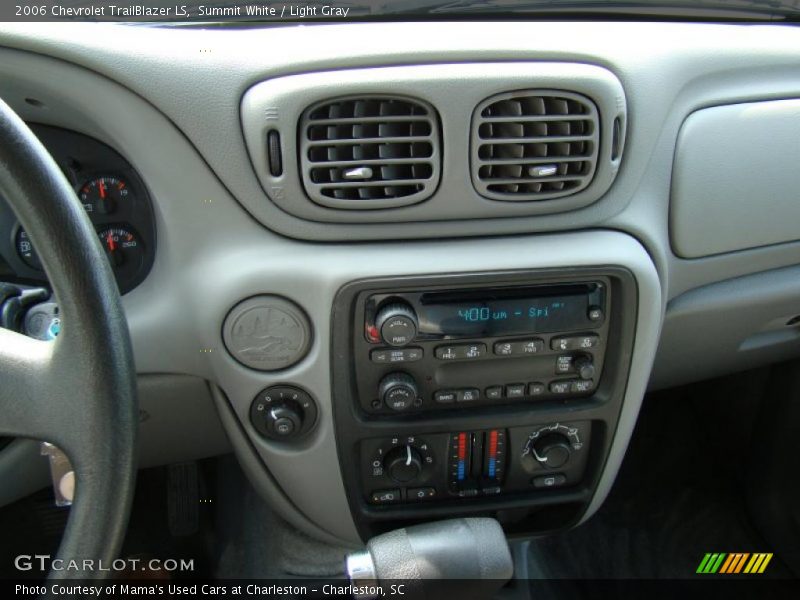 Summit White / Light Gray 2006 Chevrolet TrailBlazer LS