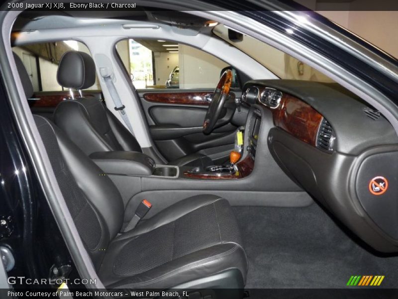 Ebony Black / Charcoal 2008 Jaguar XJ XJ8