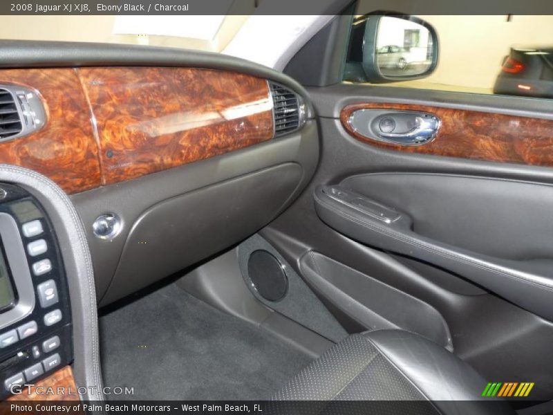 Ebony Black / Charcoal 2008 Jaguar XJ XJ8