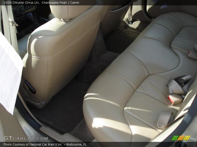 Champagne Pearl / Camel 2000 Chrysler Cirrus LXi