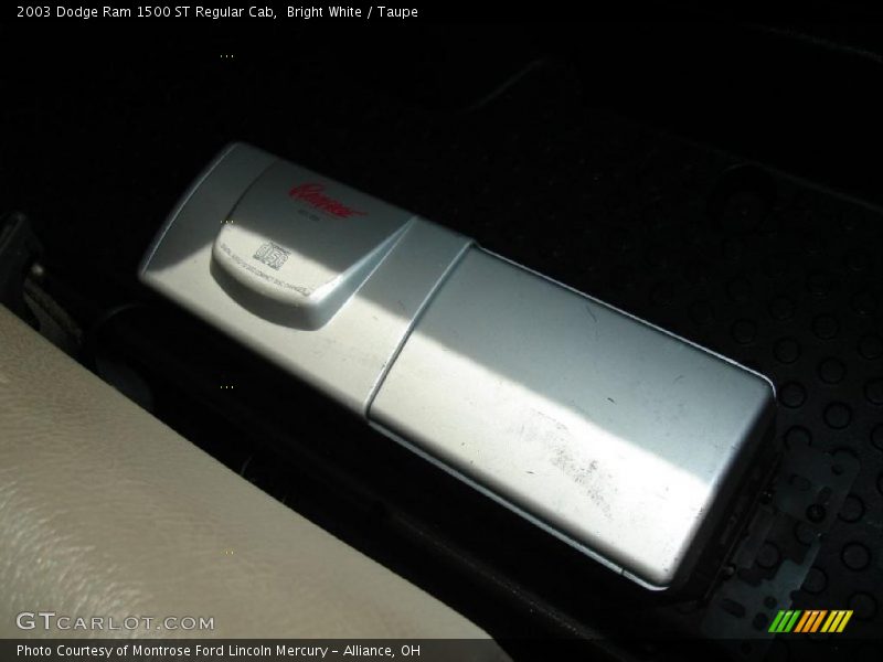 Bright White / Taupe 2003 Dodge Ram 1500 ST Regular Cab