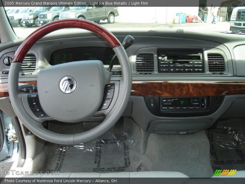 Light Ice Blue Metallic / Light Flint 2005 Mercury Grand Marquis Ultimate Edition