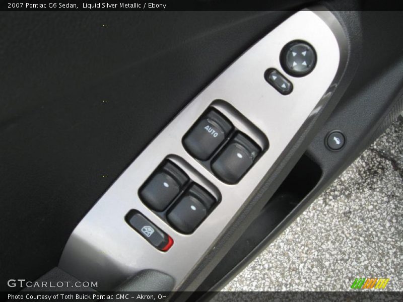 Liquid Silver Metallic / Ebony 2007 Pontiac G6 Sedan
