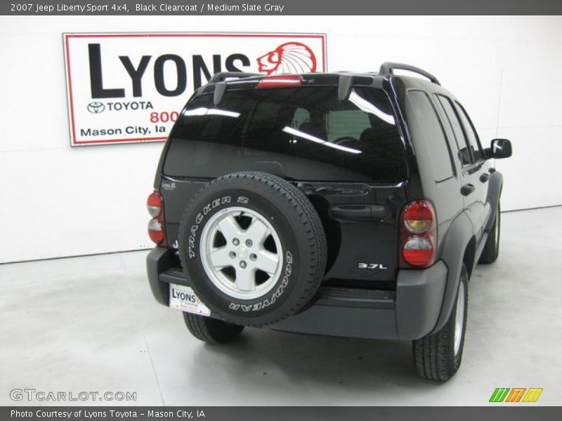 Black Clearcoat / Medium Slate Gray 2007 Jeep Liberty Sport 4x4