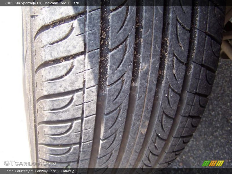 Volcanic Red / Black 2005 Kia Sportage EX