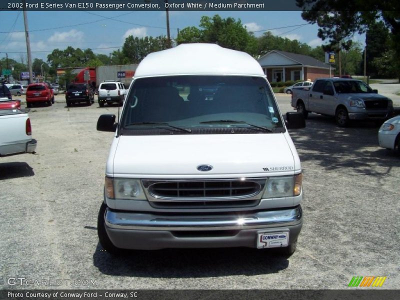 Oxford White / Medium Parchment 2002 Ford E Series Van E150 Passenger Conversion