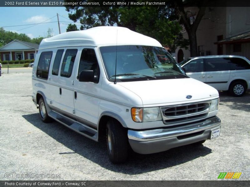 Oxford White / Medium Parchment 2002 Ford E Series Van E150 Passenger Conversion