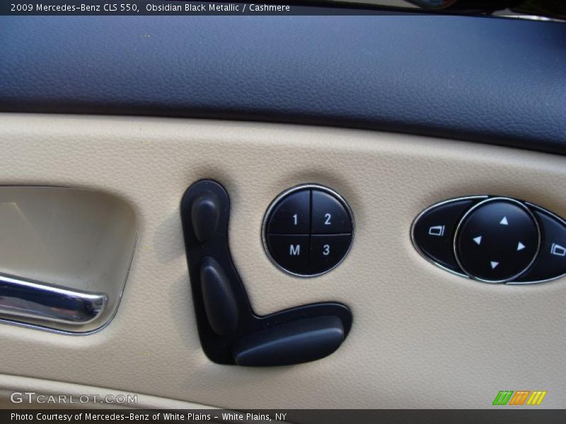 Obsidian Black Metallic / Cashmere 2009 Mercedes-Benz CLS 550