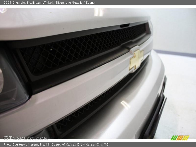 Silverstone Metallic / Ebony 2005 Chevrolet TrailBlazer LT 4x4