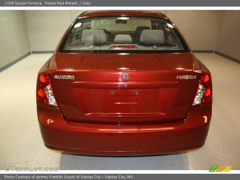 Fusion Red Metallic / Grey 2008 Suzuki Forenza