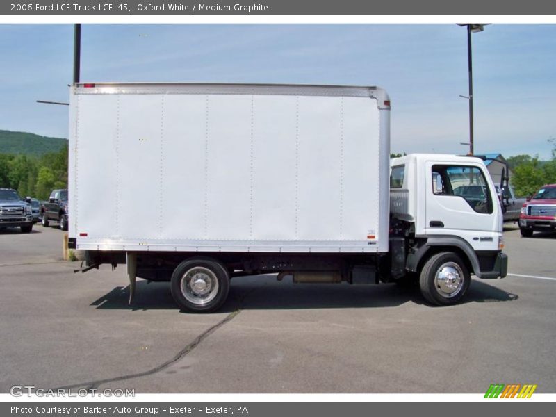Oxford White / Medium Graphite 2006 Ford LCF Truck LCF-45