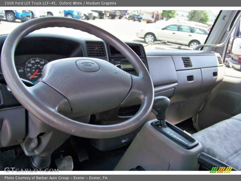 Oxford White / Medium Graphite 2006 Ford LCF Truck LCF-45