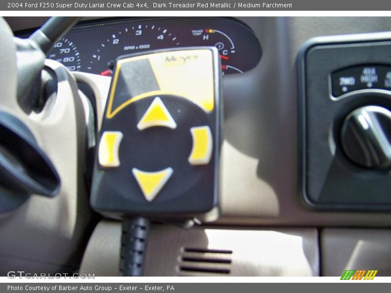 Dark Toreador Red Metallic / Medium Parchment 2004 Ford F250 Super Duty Lariat Crew Cab 4x4