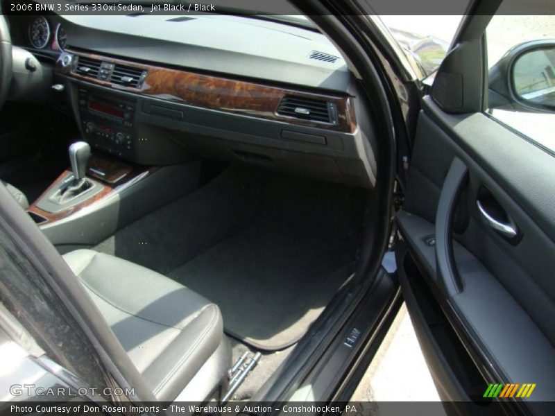 Jet Black / Black 2006 BMW 3 Series 330xi Sedan