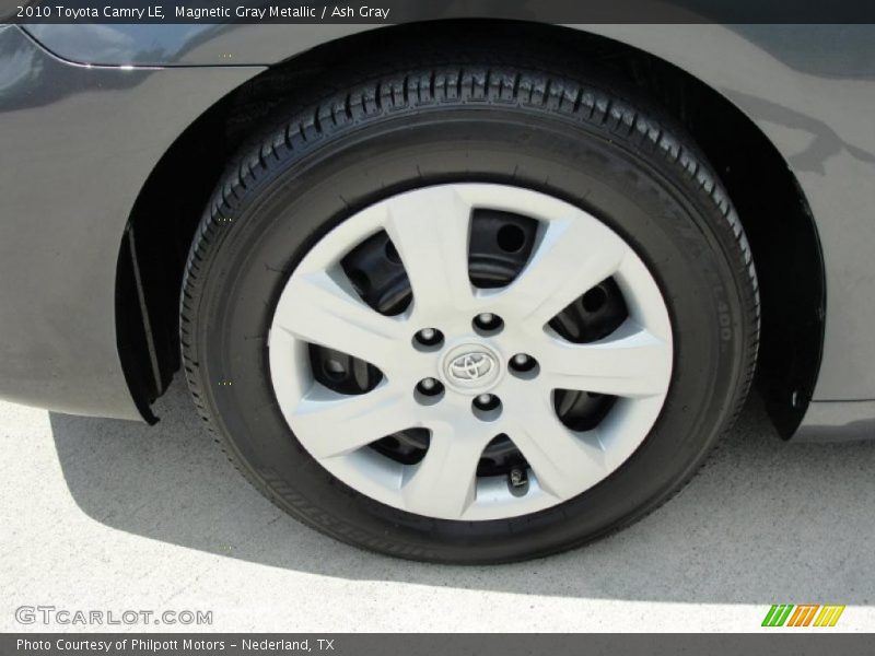 Magnetic Gray Metallic / Ash Gray 2010 Toyota Camry LE