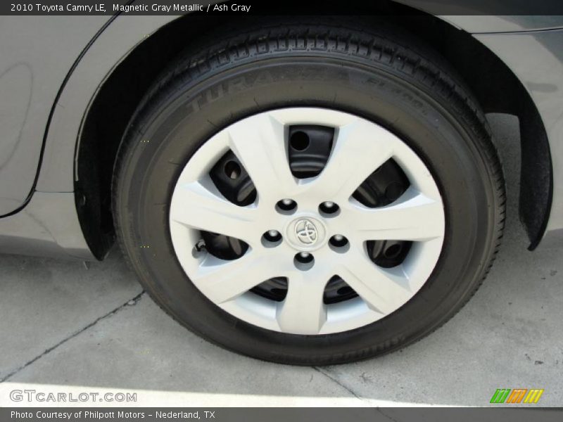 Magnetic Gray Metallic / Ash Gray 2010 Toyota Camry LE