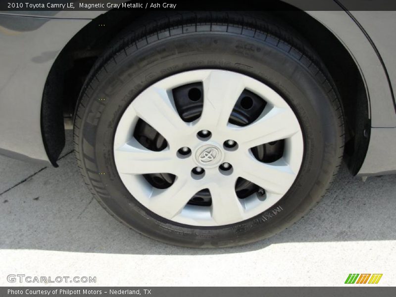 Magnetic Gray Metallic / Ash Gray 2010 Toyota Camry LE