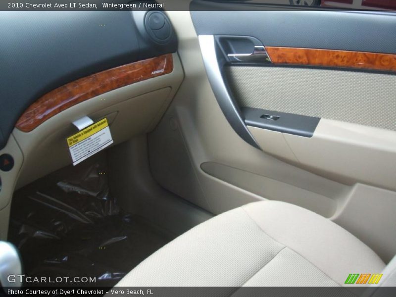 Wintergreen / Neutral 2010 Chevrolet Aveo LT Sedan