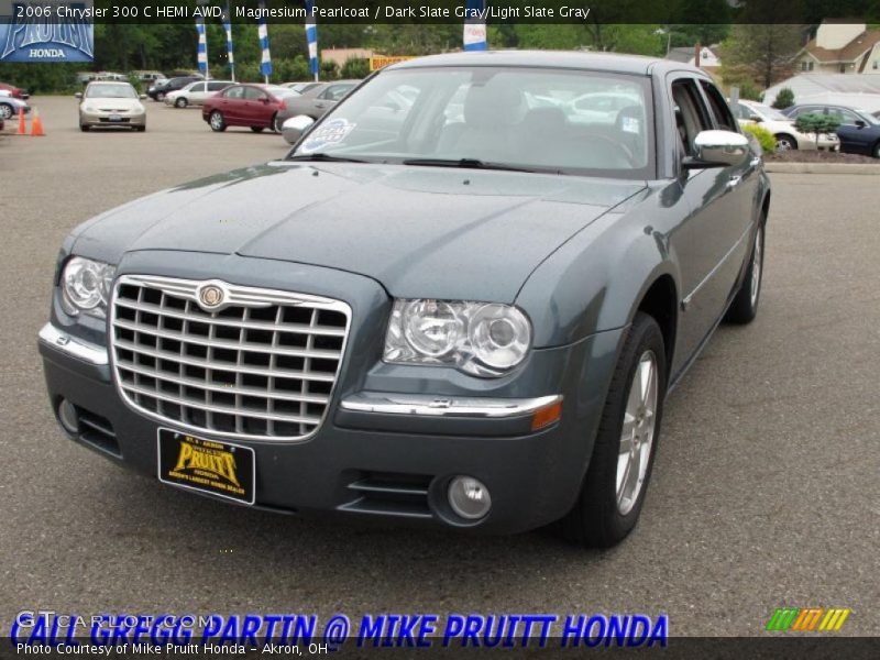 Magnesium Pearlcoat / Dark Slate Gray/Light Slate Gray 2006 Chrysler 300 C HEMI AWD