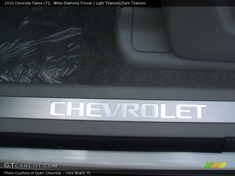 White Diamond Tricoat / Light Titanium/Dark Titanium 2010 Chevrolet Tahoe LTZ