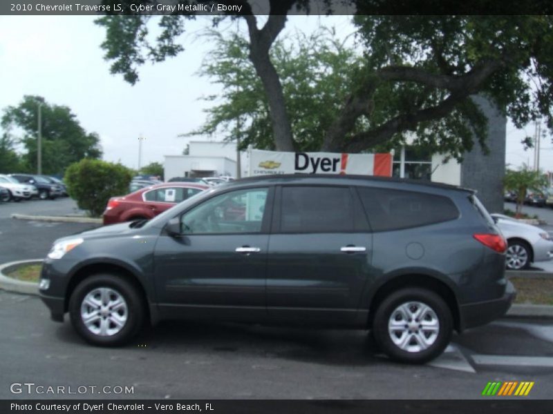 Cyber Gray Metallic / Ebony 2010 Chevrolet Traverse LS