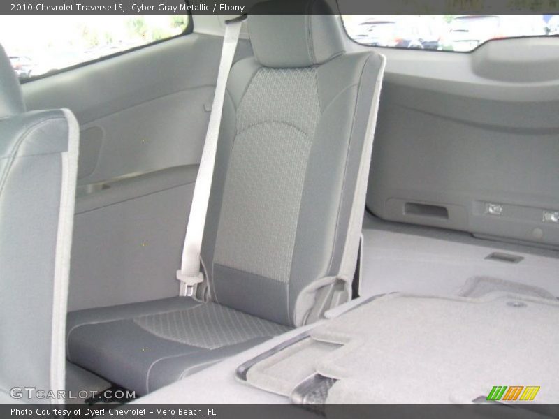 Cyber Gray Metallic / Ebony 2010 Chevrolet Traverse LS