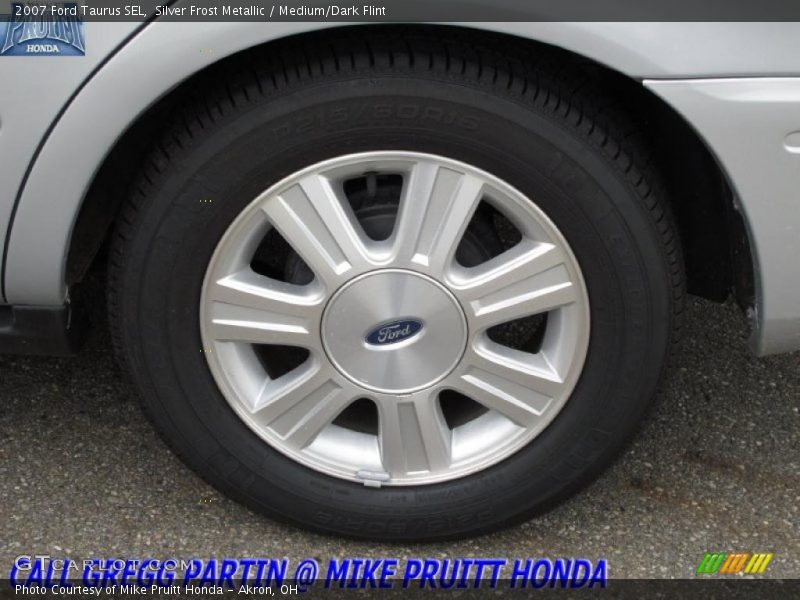 Silver Frost Metallic / Medium/Dark Flint 2007 Ford Taurus SEL