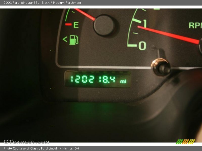 Black / Medium Parchment 2001 Ford Windstar SEL