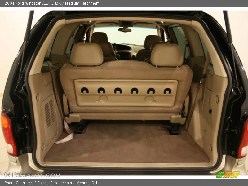 Black / Medium Parchment 2001 Ford Windstar SEL