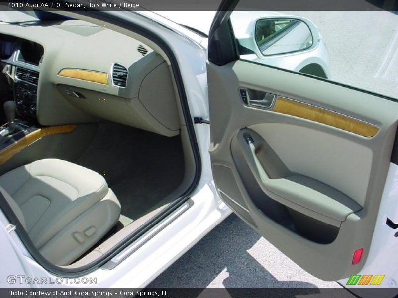 Ibis White / Beige 2010 Audi A4 2.0T Sedan