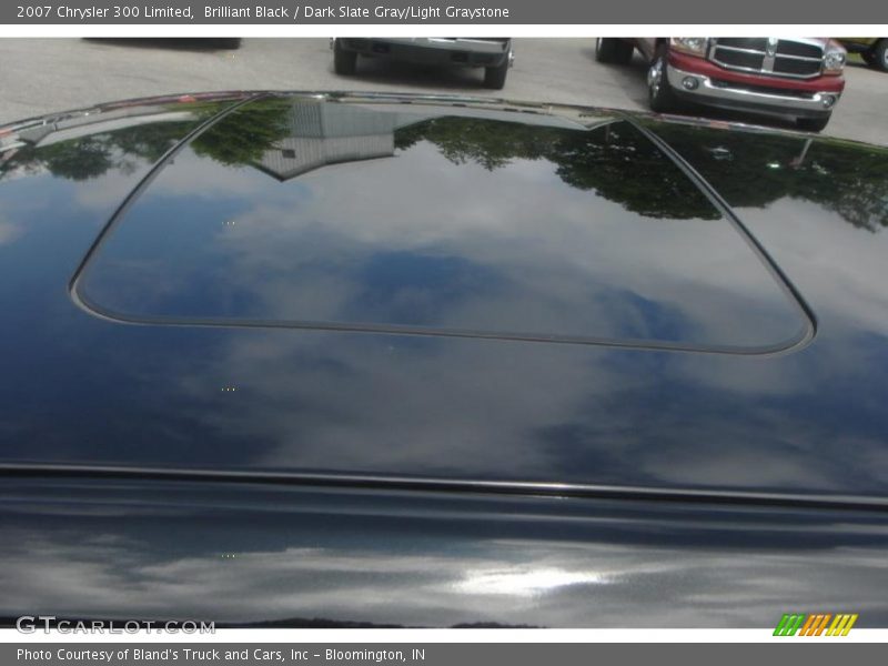 Brilliant Black / Dark Slate Gray/Light Graystone 2007 Chrysler 300 Limited