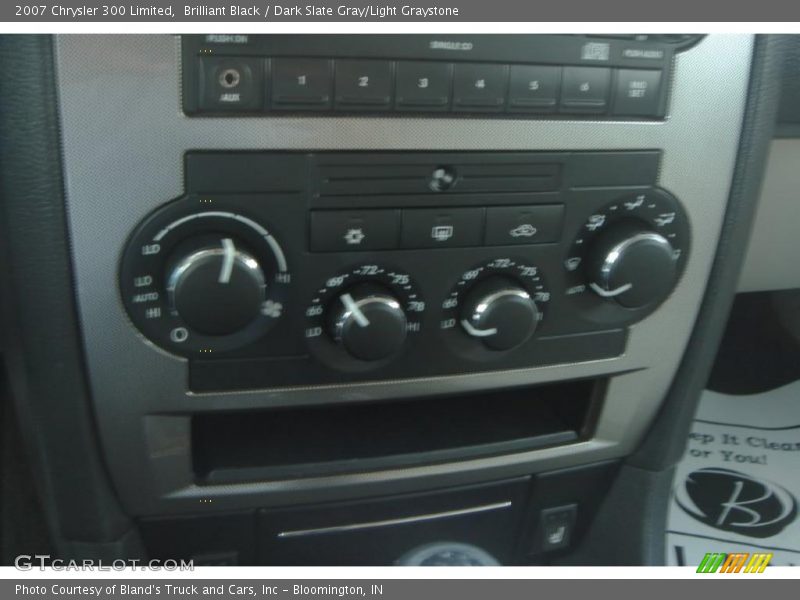 Brilliant Black / Dark Slate Gray/Light Graystone 2007 Chrysler 300 Limited