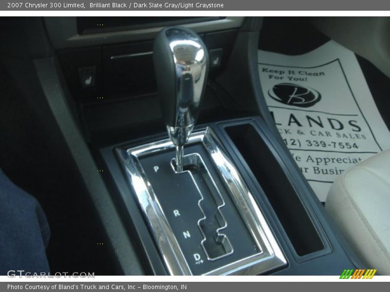 Brilliant Black / Dark Slate Gray/Light Graystone 2007 Chrysler 300 Limited