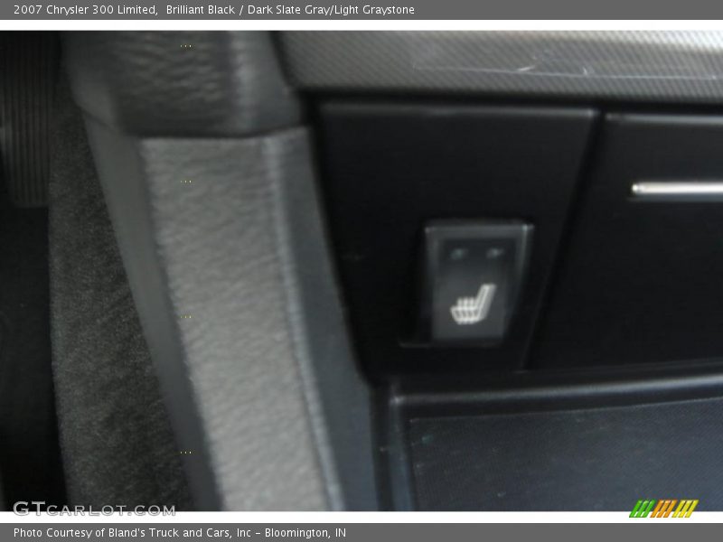 Brilliant Black / Dark Slate Gray/Light Graystone 2007 Chrysler 300 Limited