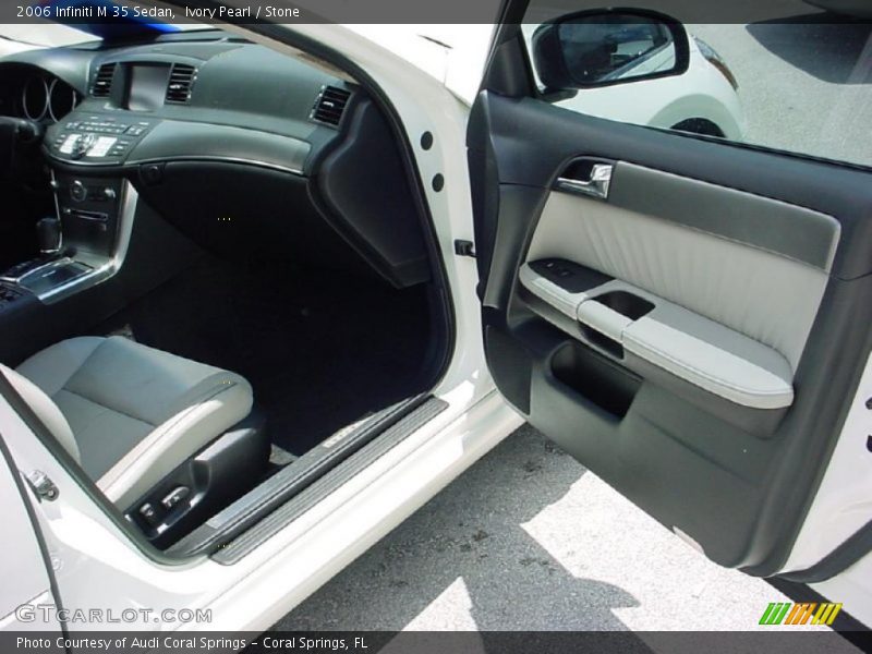 Ivory Pearl / Stone 2006 Infiniti M 35 Sedan