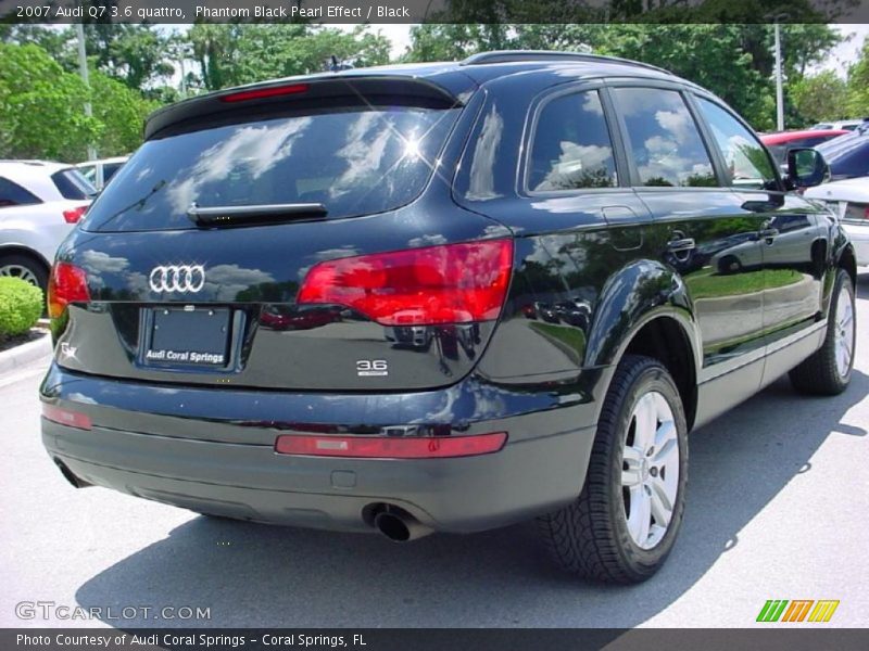 Phantom Black Pearl Effect / Black 2007 Audi Q7 3.6 quattro