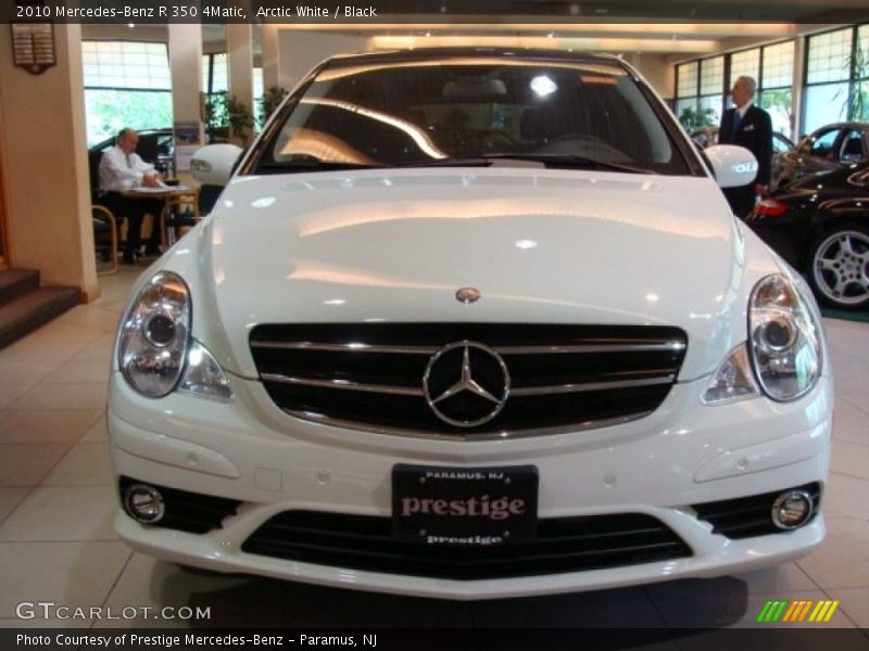 Arctic White / Black 2010 Mercedes-Benz R 350 4Matic
