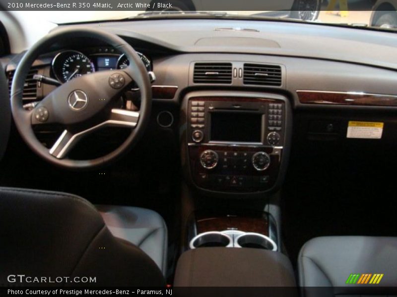 Arctic White / Black 2010 Mercedes-Benz R 350 4Matic