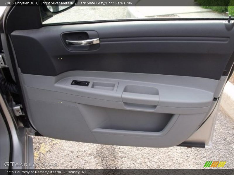 Bright Silver Metallic / Dark Slate Gray/Light Slate Gray 2006 Chrysler 300