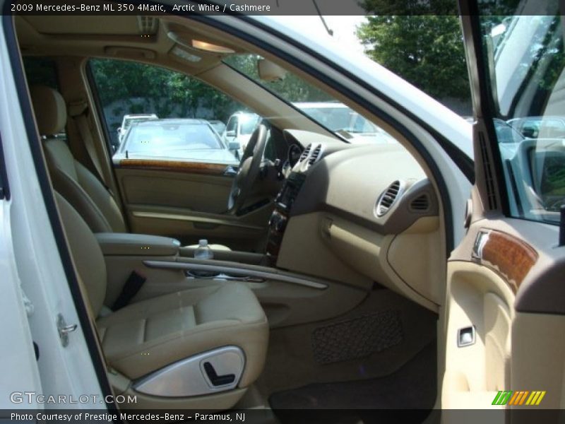 Arctic White / Cashmere 2009 Mercedes-Benz ML 350 4Matic