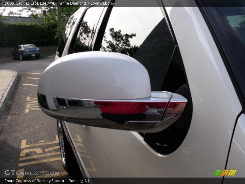 White Diamond / Ebony/Ebony 2009 Cadillac Escalade AWD