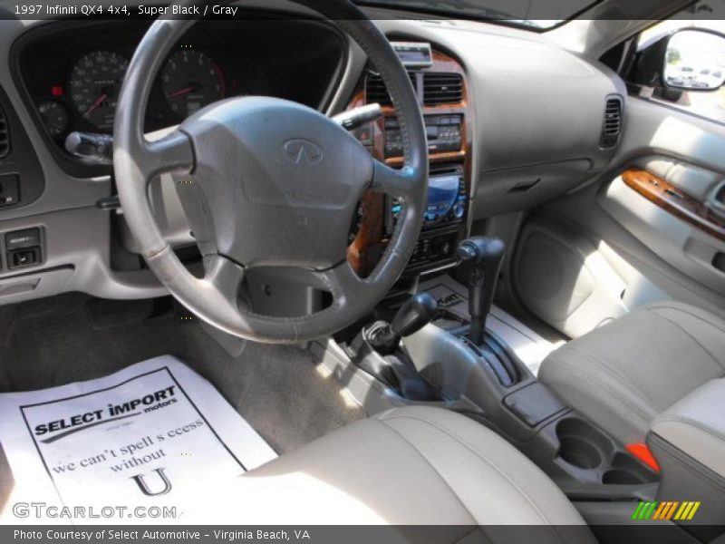 Super Black / Gray 1997 Infiniti QX4 4x4