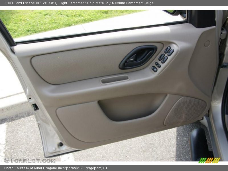 Light Parchment Gold Metallic / Medium Parchment Beige 2001 Ford Escape XLS V6 4WD