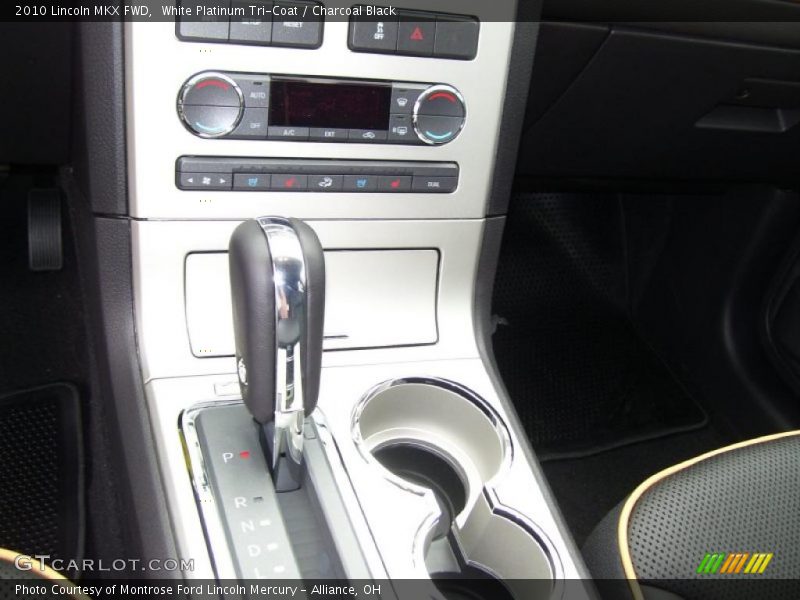 White Platinum Tri-Coat / Charcoal Black 2010 Lincoln MKX FWD